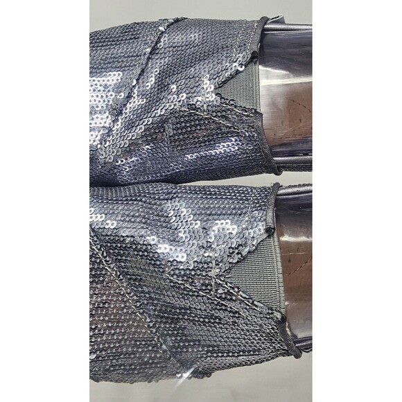 TOMS Pewter Sequin Classics Slip On Flats Womens Shoes Size W7.5 - Picture 4 of 11